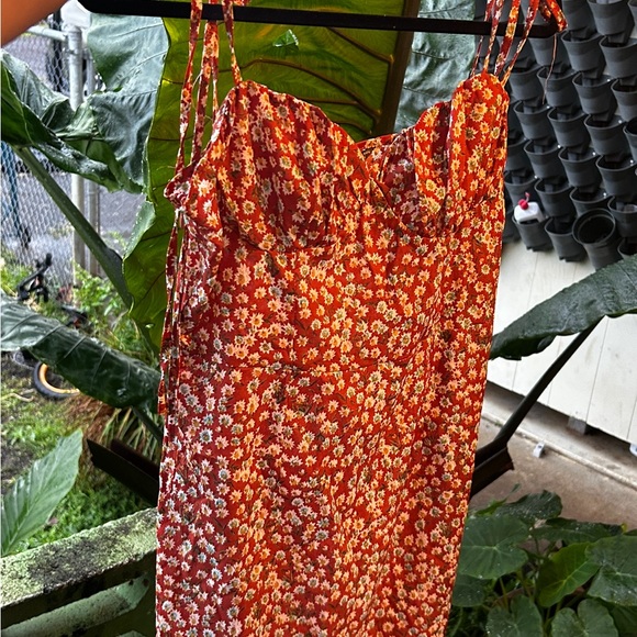 NWOT SHEIN WYWH Knotted Shoulder Ruched Bust Ditsy Floral Cami Dress - Picture 2 of 3